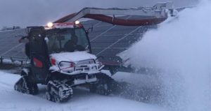 太陽(yáng)能板除雪機(jī)